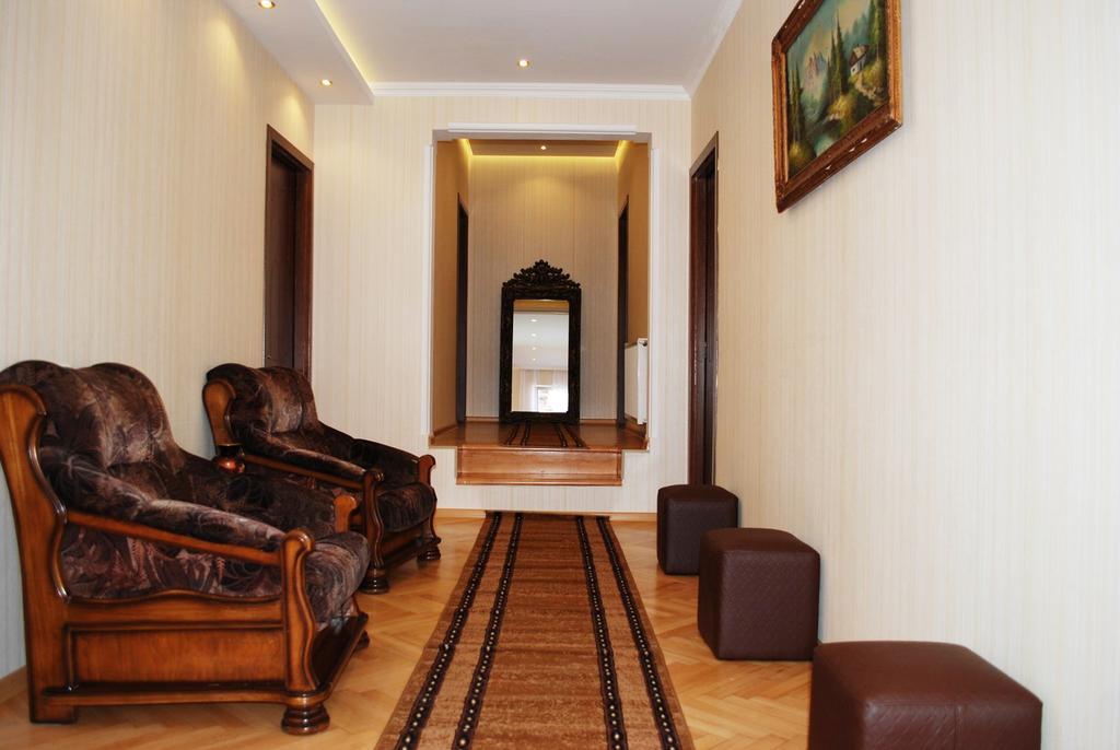 Bonus Hotel Tbilisi Exterior photo